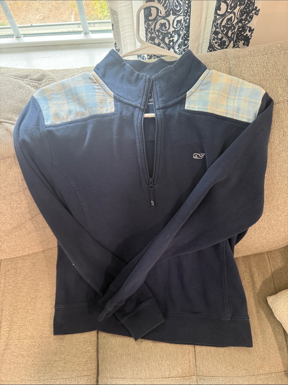 Vineyard Vines Navy Quarter-Zip Pullover with Light Blue Plaid Shoulders